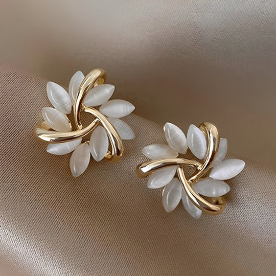 Courtney – runde Ohrstecker mit Opal-Details