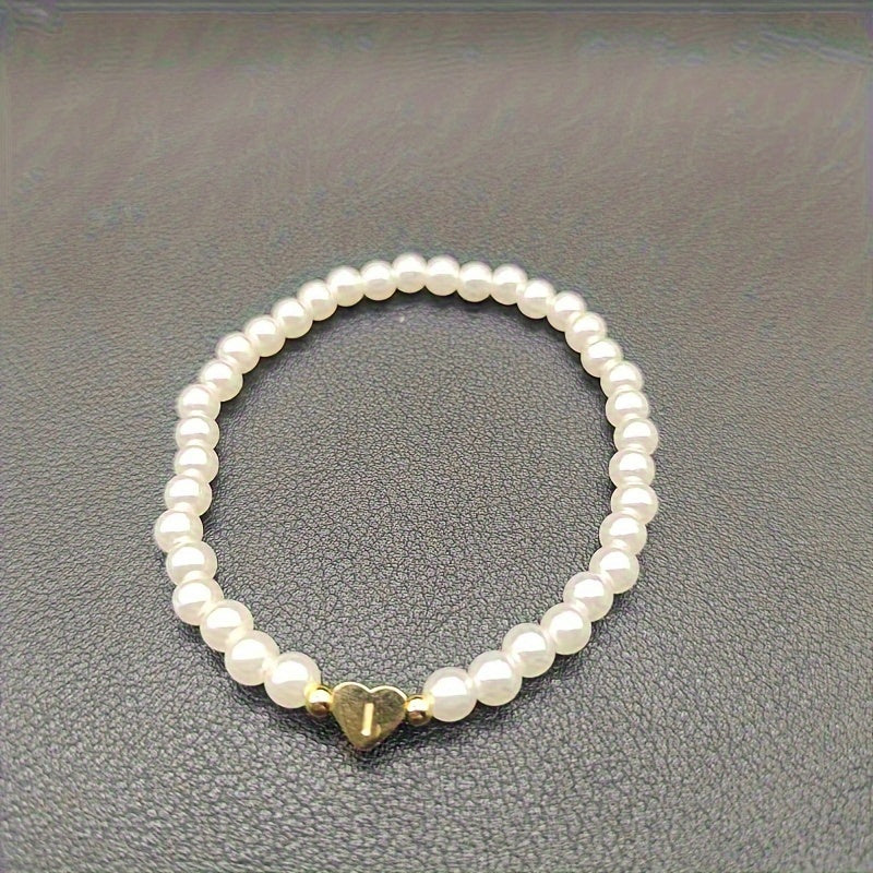 Armbånd – chic med initial en hjerte (A–Z)