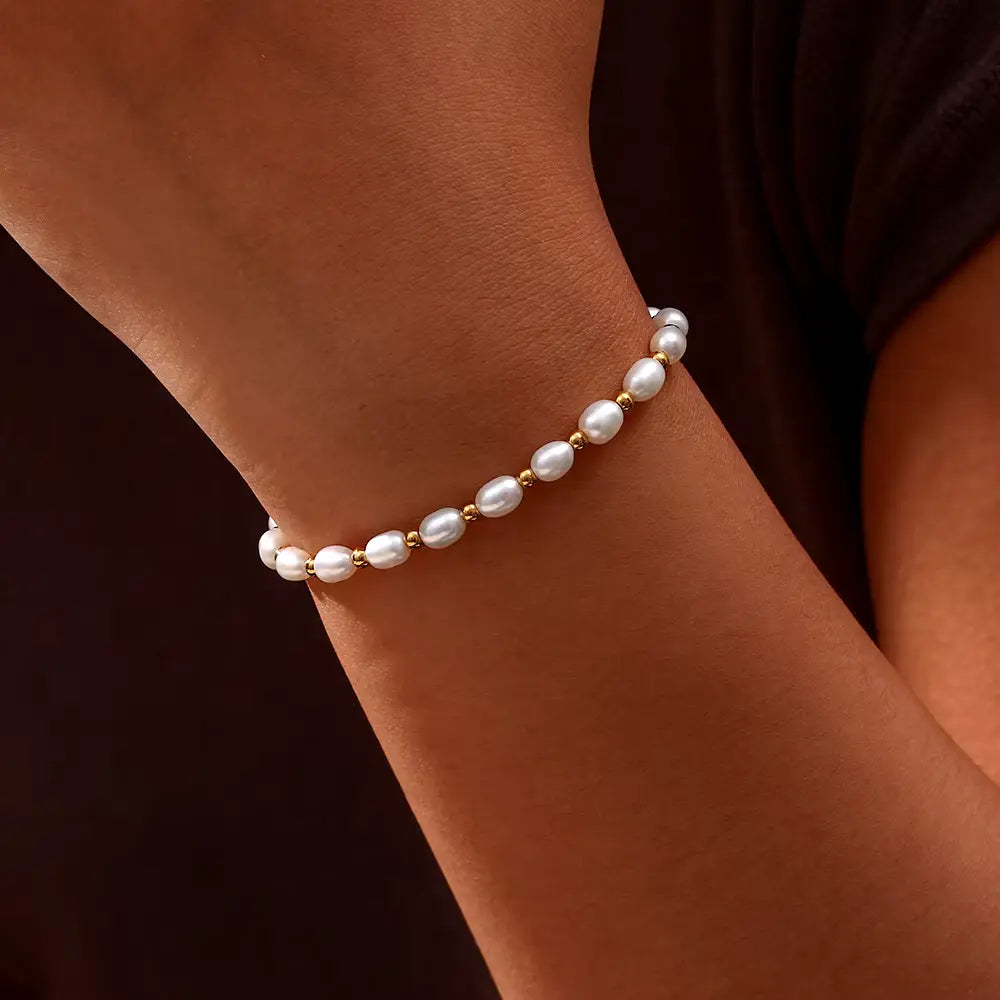 Armbånd – elegant romantisk med perler