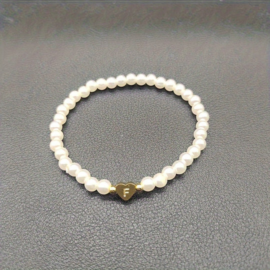 Armbånd – chic med initial en hjerte (A–Z)
