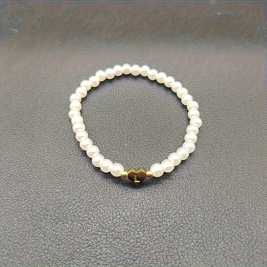 Armbånd – chic med initial en hjerte (A–Z)