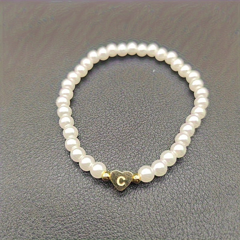 Armbånd – chic med initial en hjerte (A–Z)