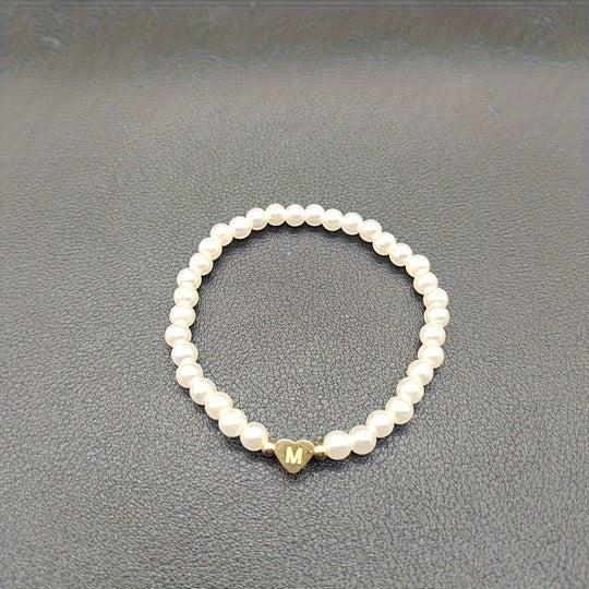 Armbånd – chic med initial en hjerte (A–Z)