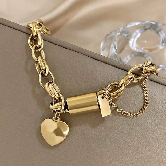 Armbånd – kraftigt en hjerte i guld