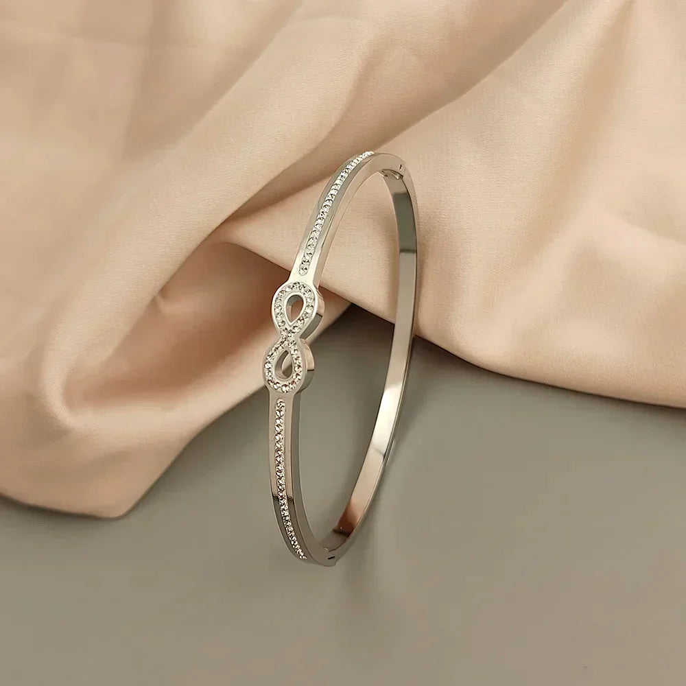 Armbånd – stift Infinity med krystaller eksklusive