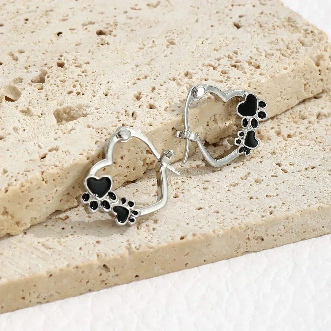 Kleine Creolen mit Pfotenabdruck, Herz und schwarzer Emaille