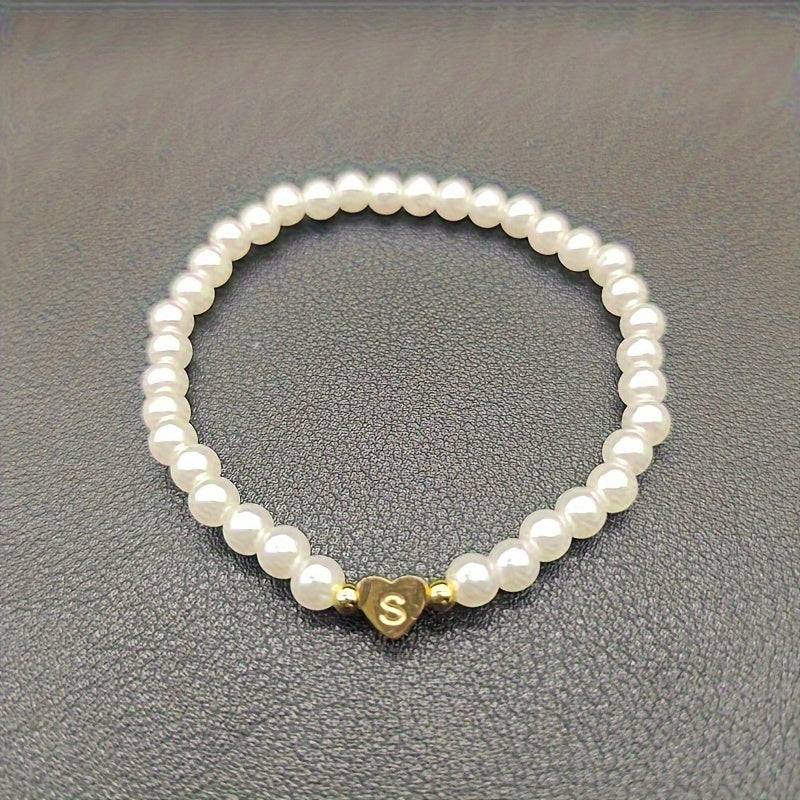 Armbånd – chic med initial en hjerte (A–Z)